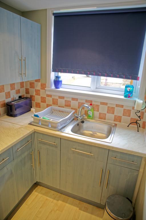 3Mac Dunfermline Self-Catering Apartment Номер фото