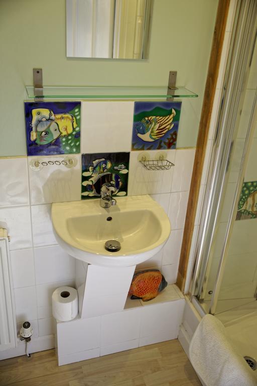 3Mac Dunfermline Self-Catering Apartment Номер фото