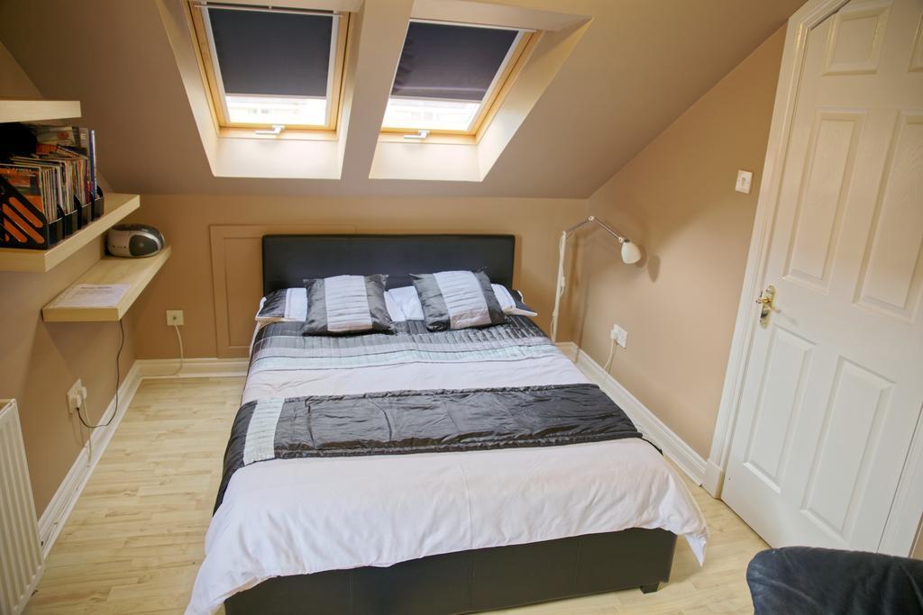 3Mac Dunfermline Self-Catering Apartment Номер фото